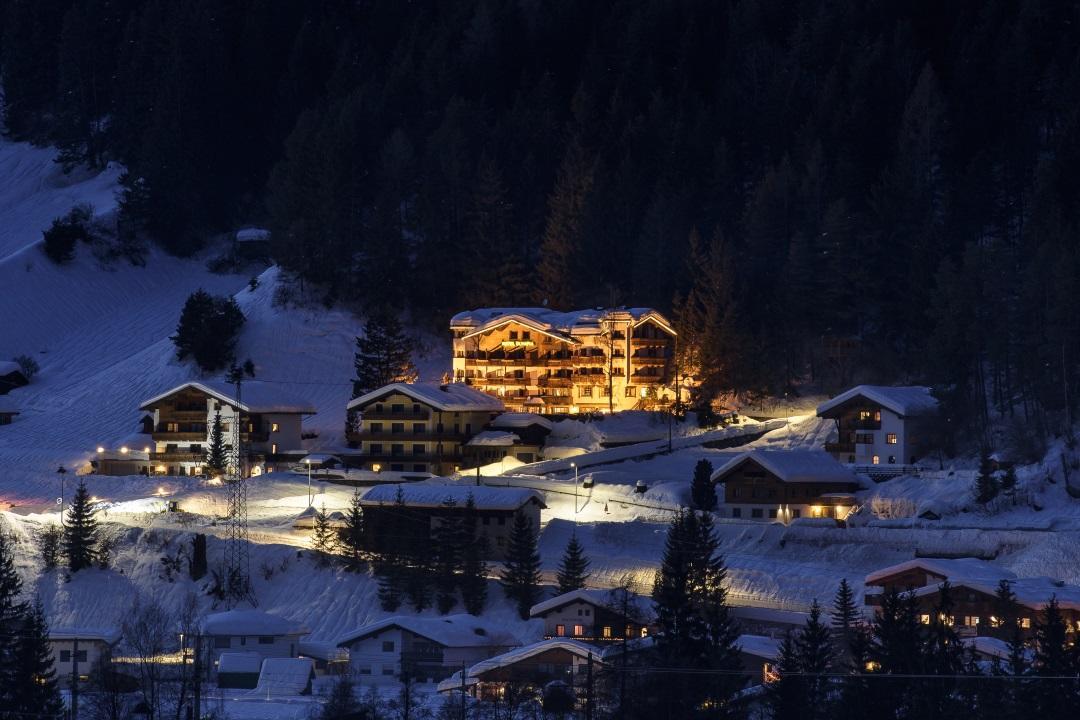 Hotel Olympia Pettneu am Arlberg Eksteriør bilde